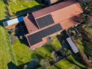 Eine PV-Anlage auf einer Privatimmobilie.
